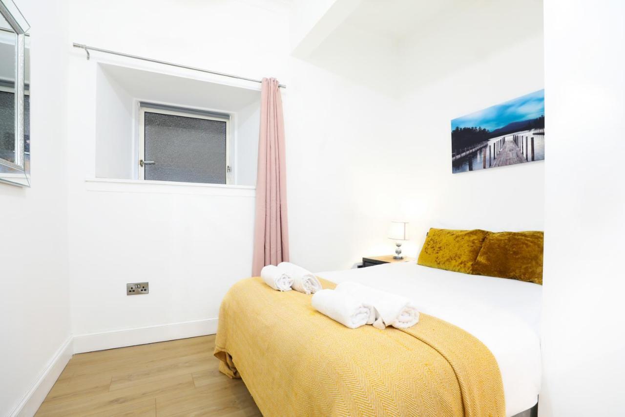 Stunning Modern 3 Bedroom Apartment Edinburgh Exterior foto