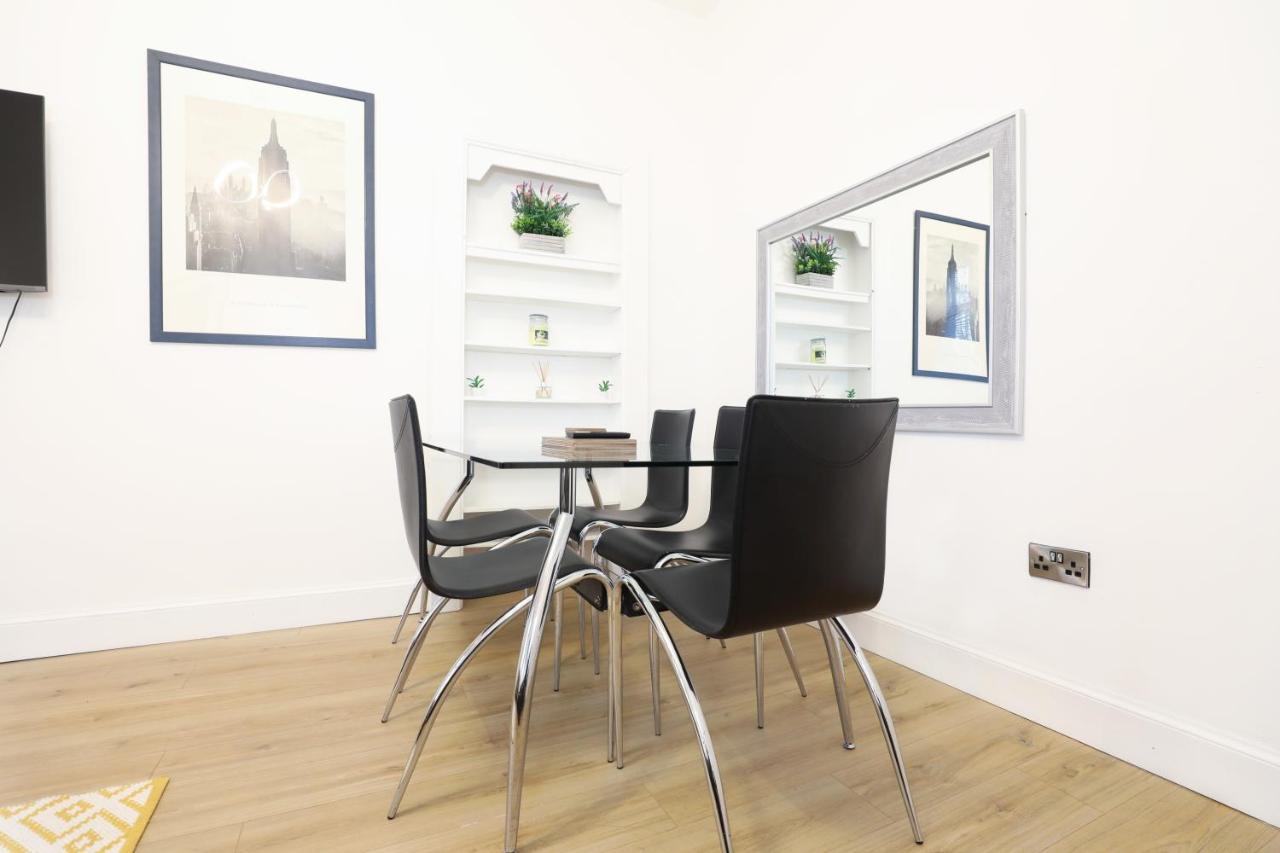 Stunning Modern 3 Bedroom Apartment Edinburgh Exterior foto