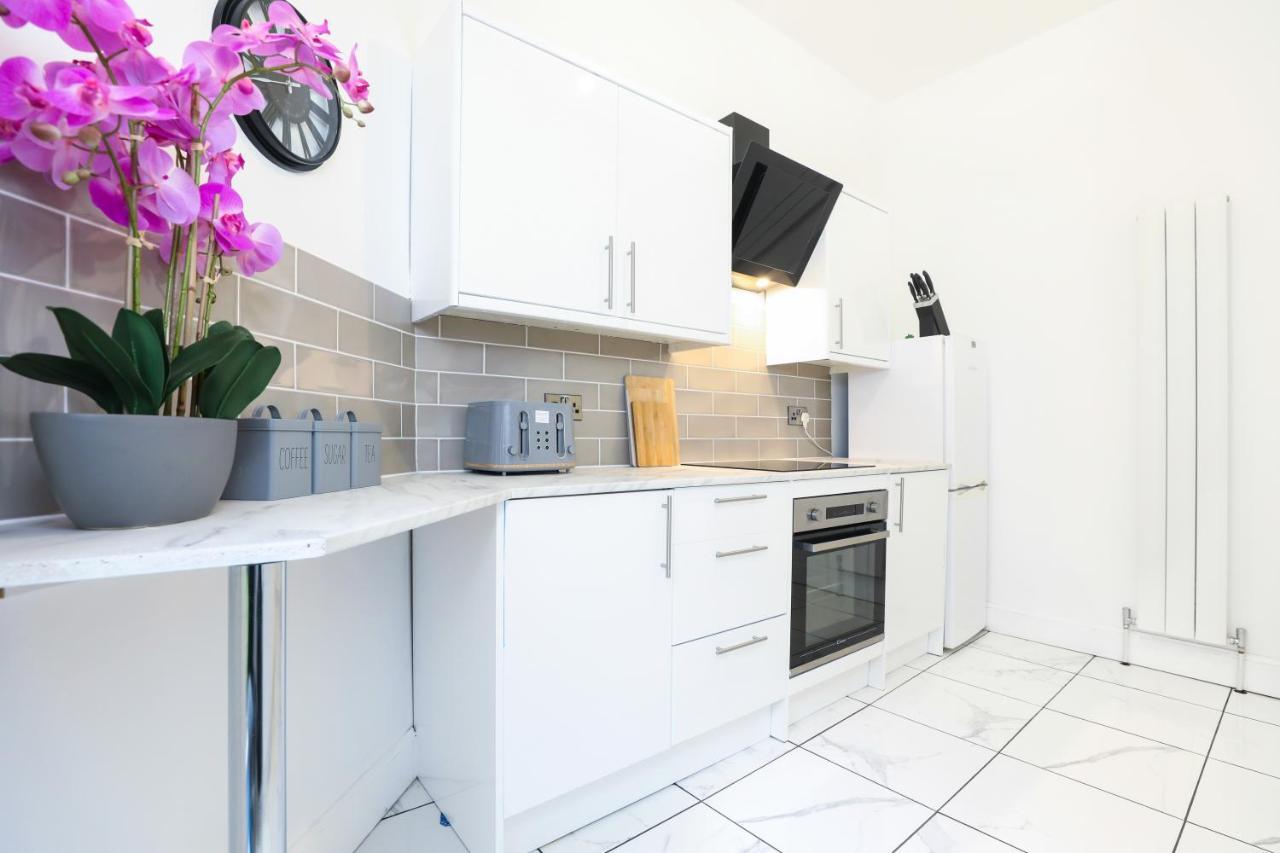 Stunning Modern 3 Bedroom Apartment Edinburgh Exterior foto