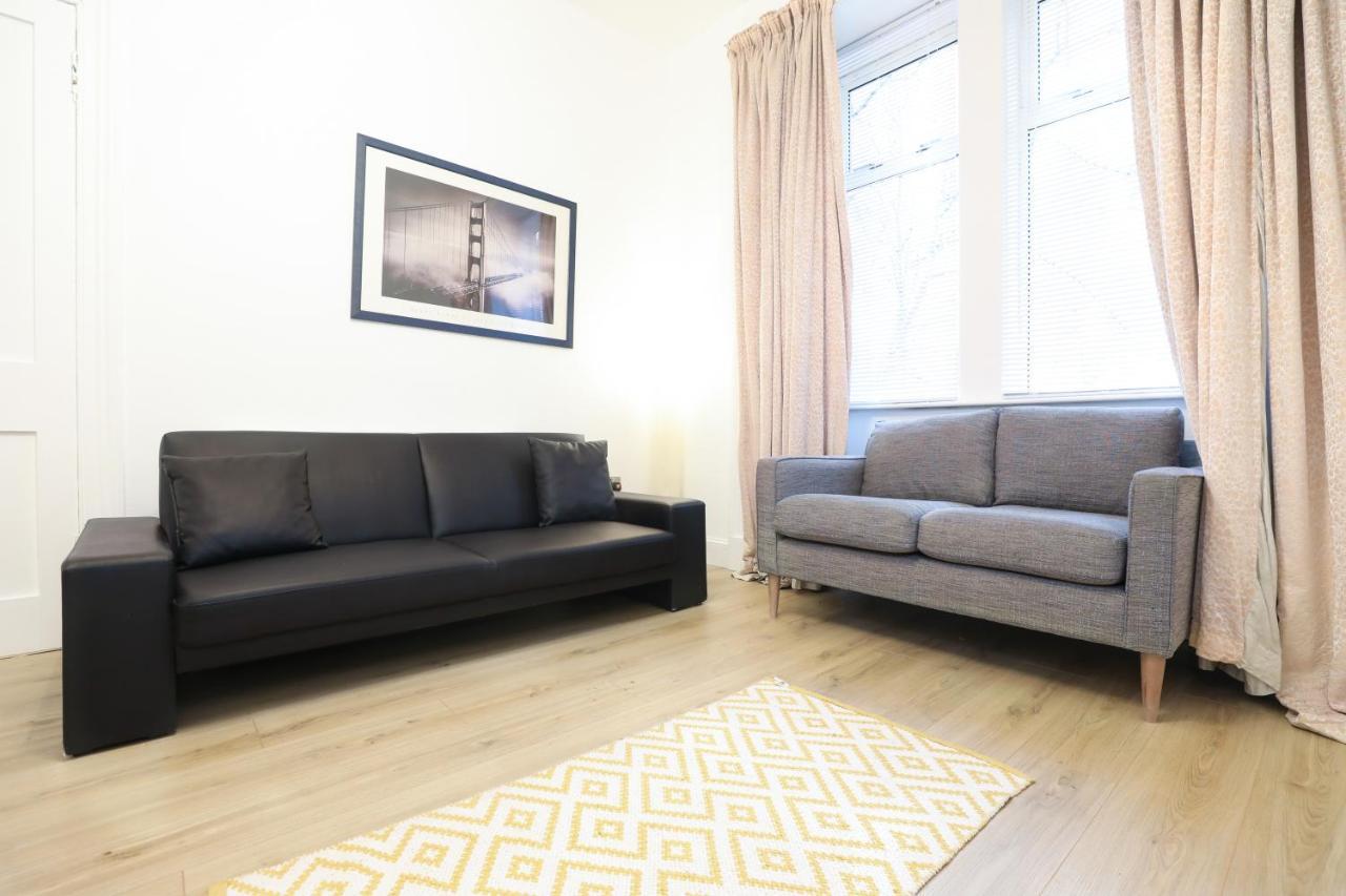 Stunning Modern 3 Bedroom Apartment Edinburgh Exterior foto